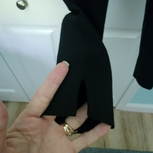 Chico's Ankle Pants, Black, Size 2 - Picture 5 of 5